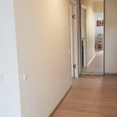 아파트 Vacation In *